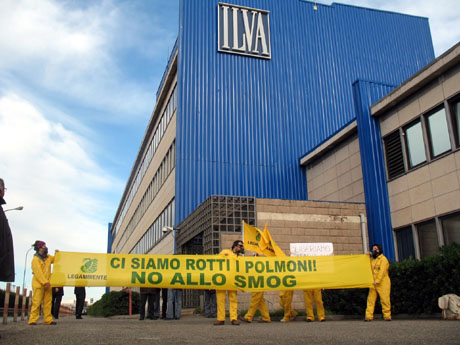 LEGAMBIENTE. TARANTO IN POLVERE: QUALE FUTURO PER L’ILVA?