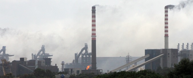 Ilva, con la giravolta di Renzi lo Stato ricompra l’acciaieria di Taranto