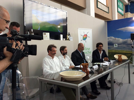 COLLINE JONICHE. TERRE IN MOVIMENTO. Un mese di eventi, seminari, work-shop e promozione turistica e agroalimentare per gli 11 comuni del GAL Colline Joniche