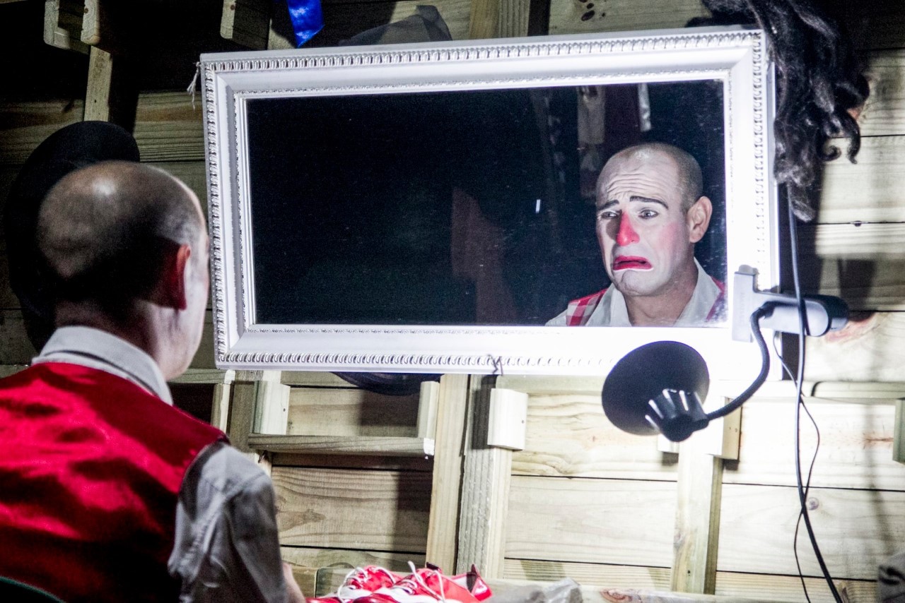 TARANTO. “Love is in the air”, virtuosismi d’altri tempi con Andrea Farnetani, già performer del Circo El Grito