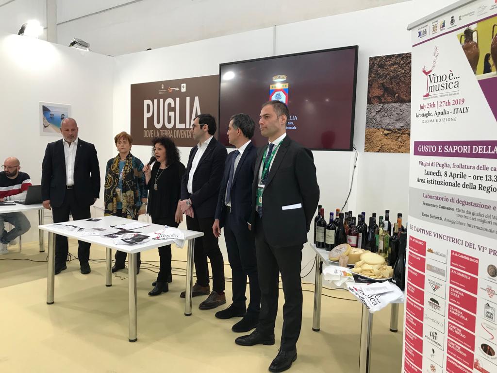 Vinitaly di Verona. Decima edizione della kermesse enoculturale “Vino è Musica”