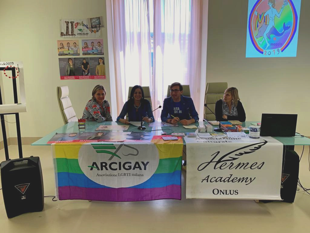 Inaugurato con sentita partecipazione dei/delle/de* più giovani il Taranto Pride Festival