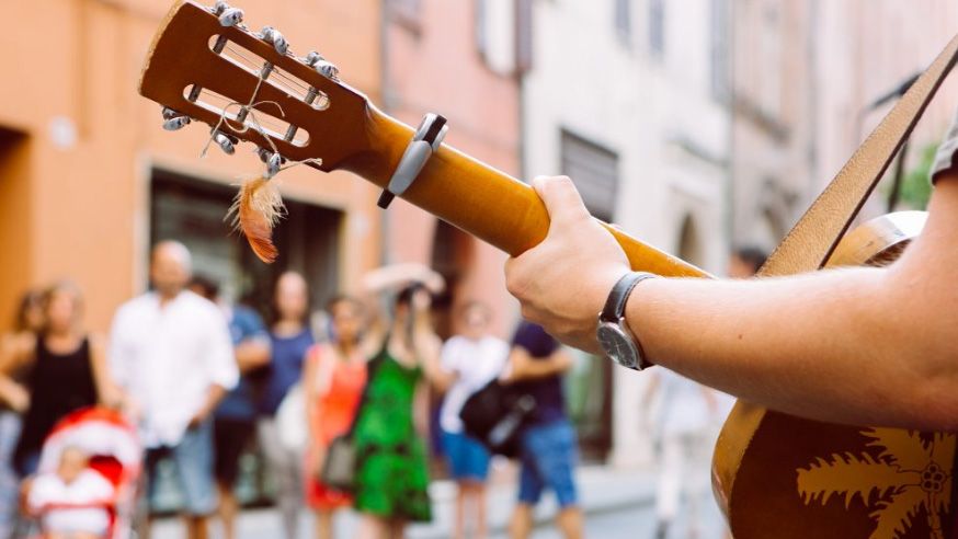 A Maruggio la prima tappa del “Buskers Deaf Tour”