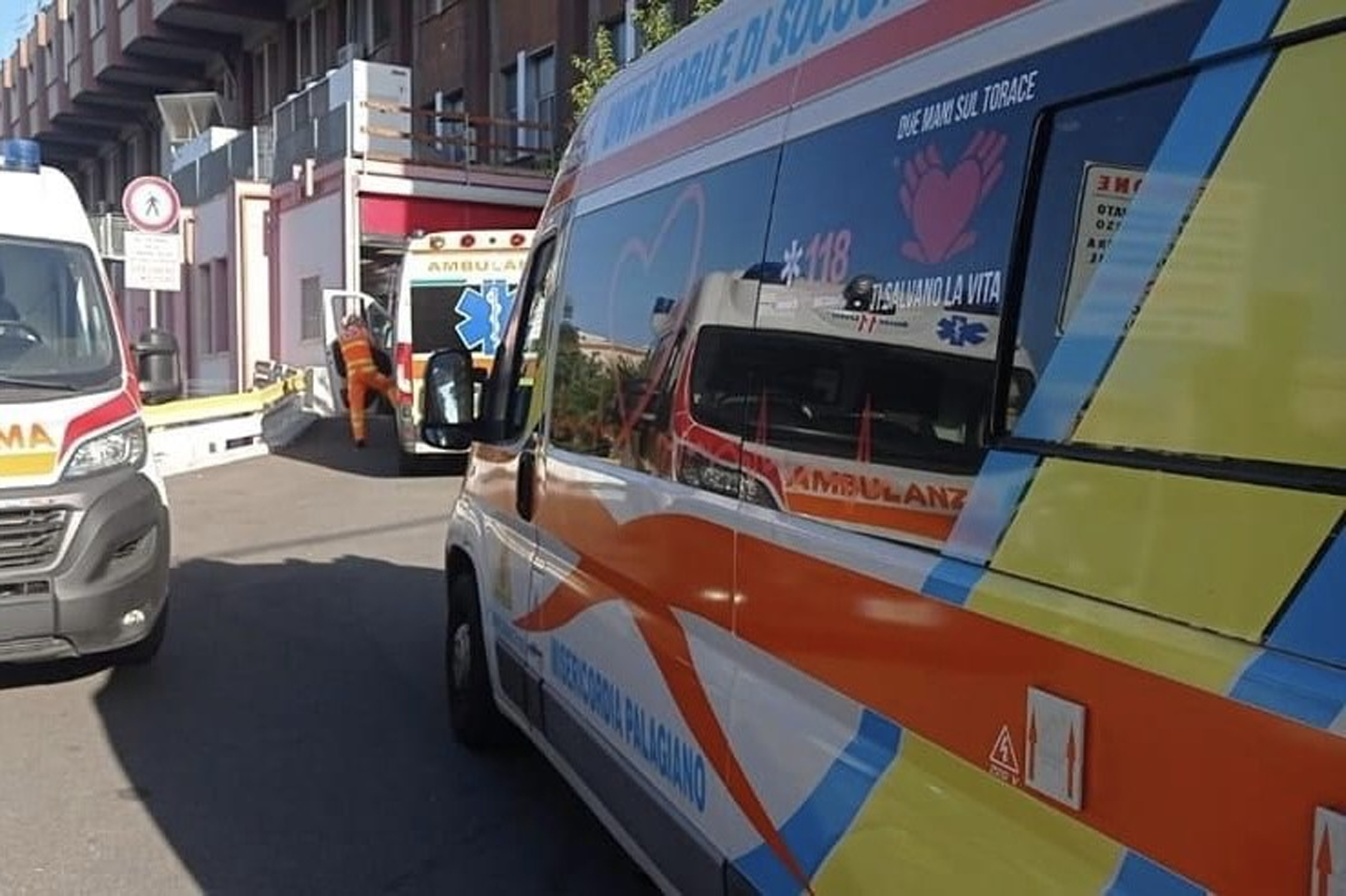 Taranto. “AMBULANZE IN CODA AL SS. ANNUNZIATA”